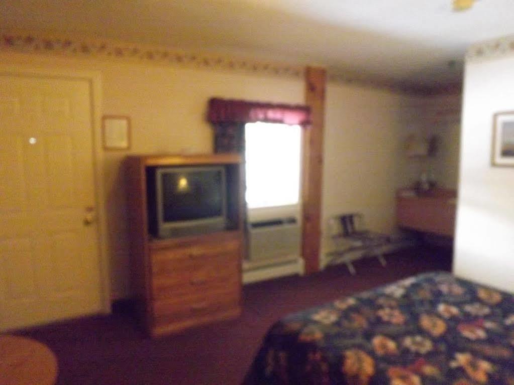 Mountain Village Lodge Bethel Bagian luar foto